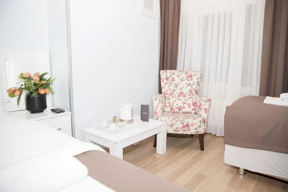 Lavanta Hotel Istanbul 3*,